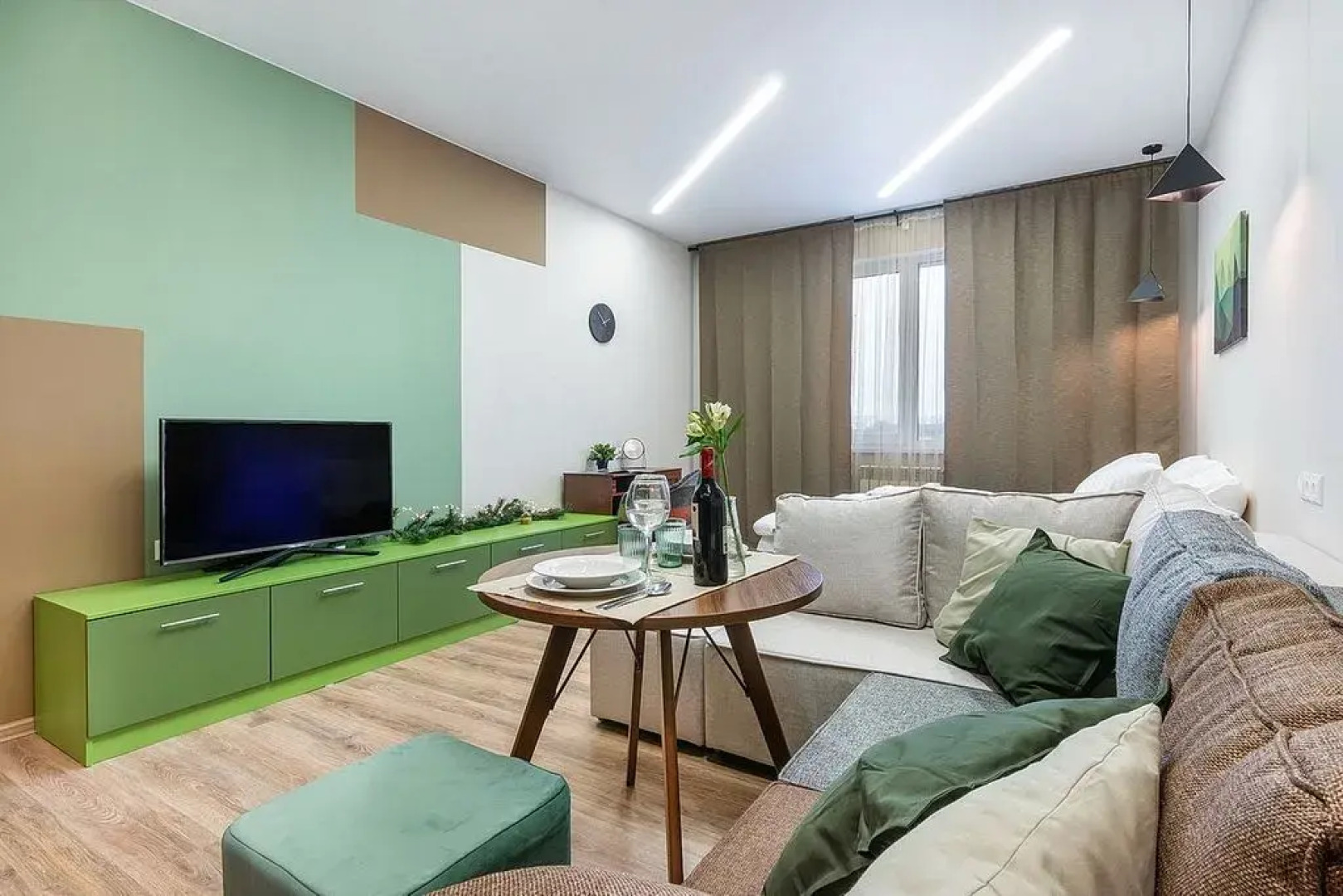 Апартаменты SKY INN Color Green