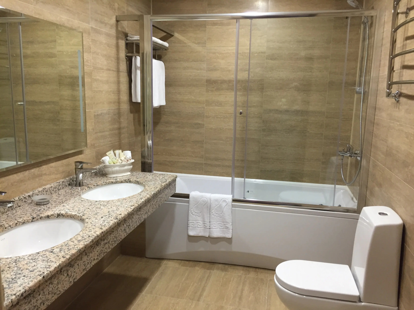 Отель  Баку