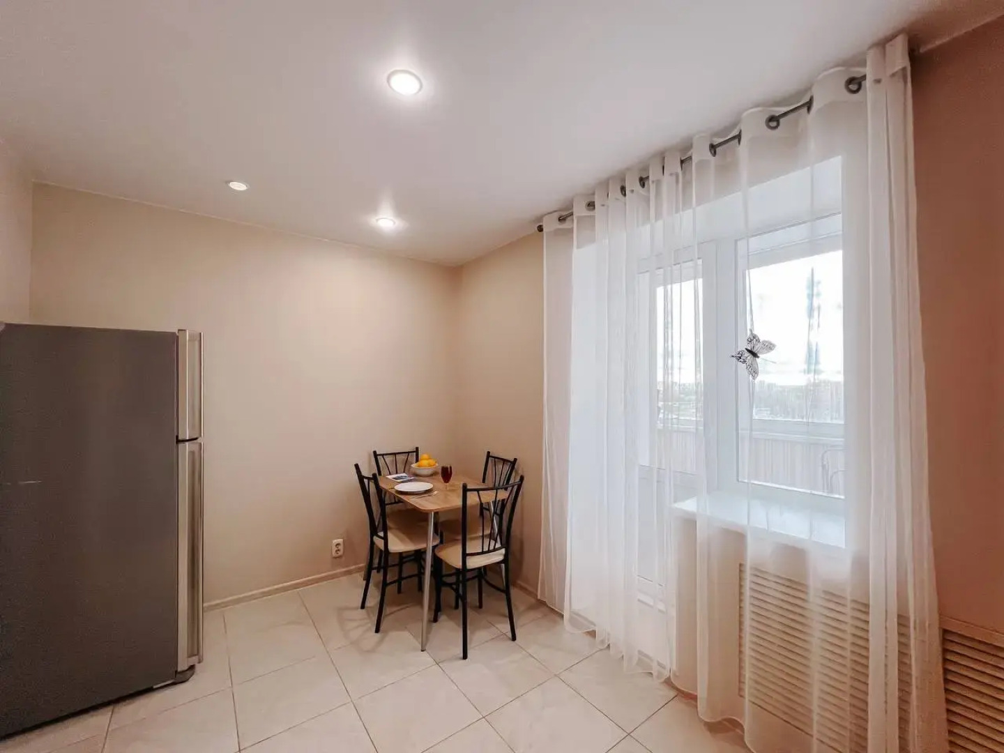 Апартаменты Aparts Уютная Квартира Рядом с ЖД Вокзалом