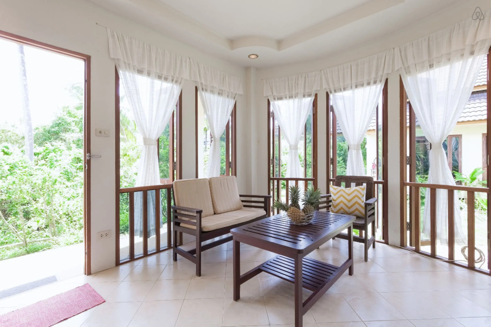 Вилла Behind The Sea