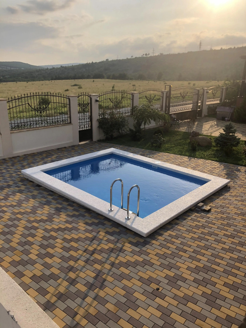 Avion Guest House