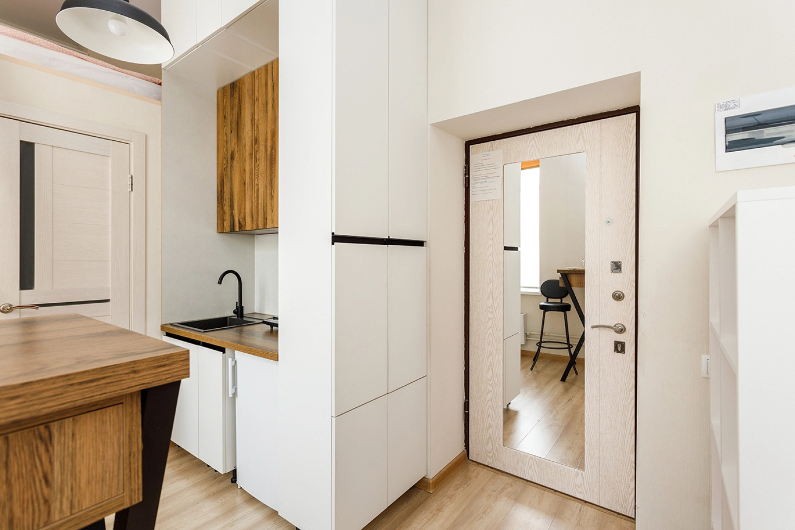 Апартаменты Apart-Real Hovrino Loft