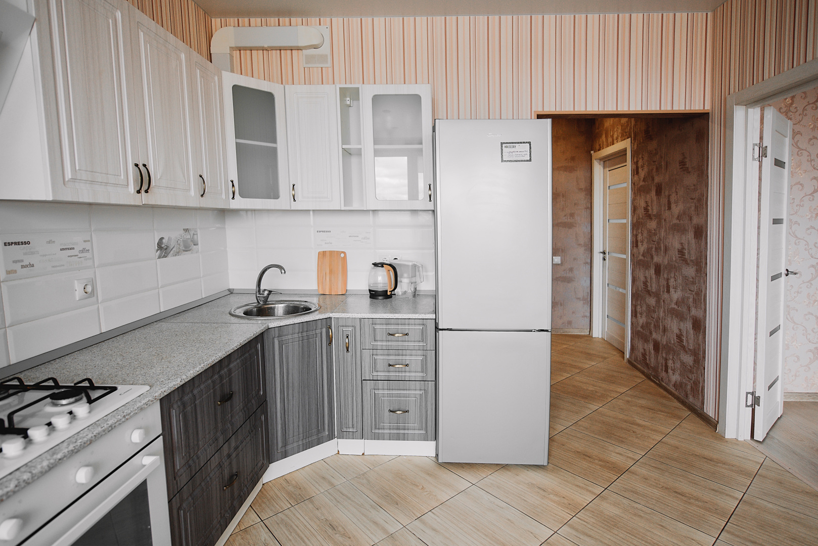 Апартаменты рядом с ТЦ Премьер и автовокзалом