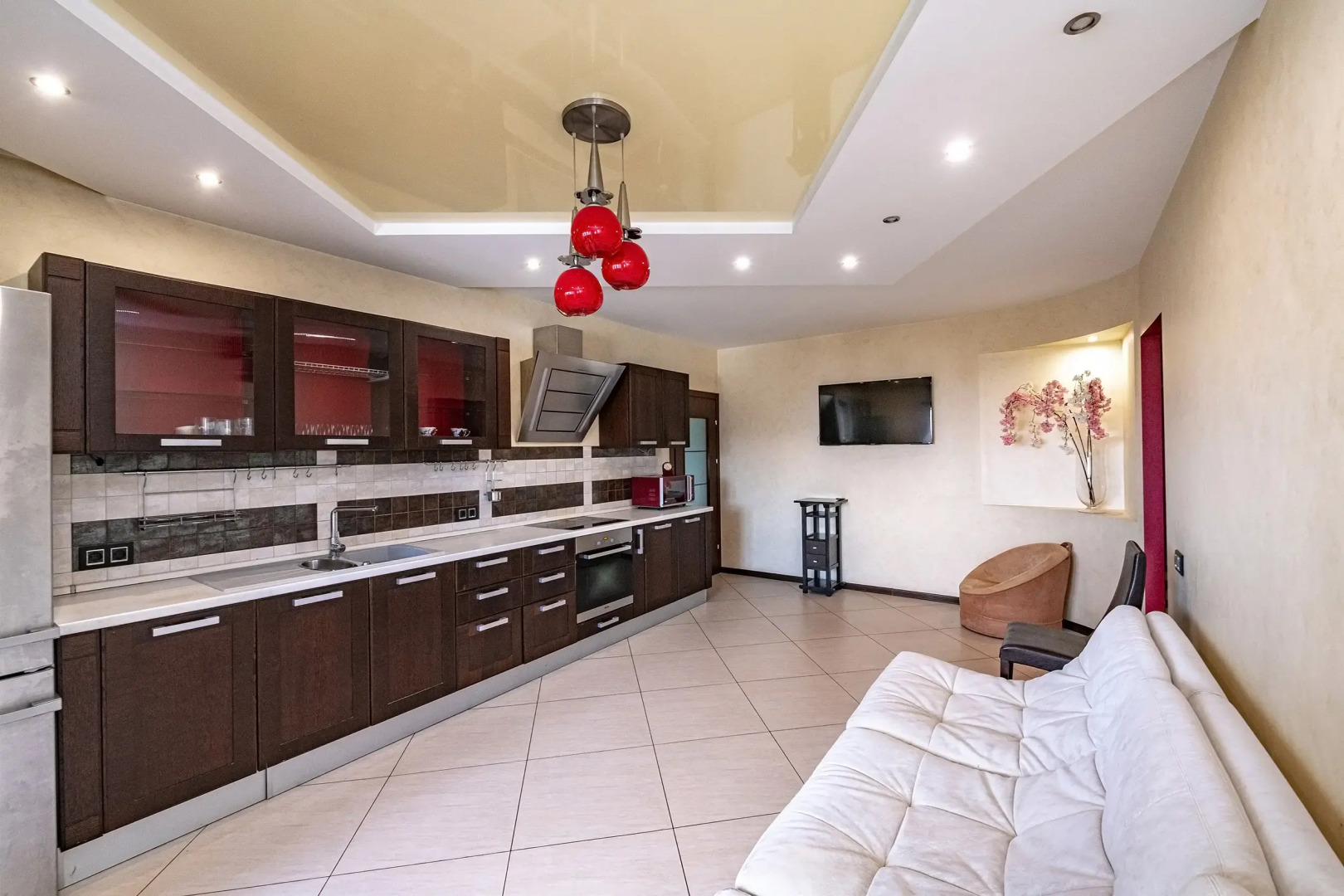 Квартира Просторная на Партизанском проспекте 52