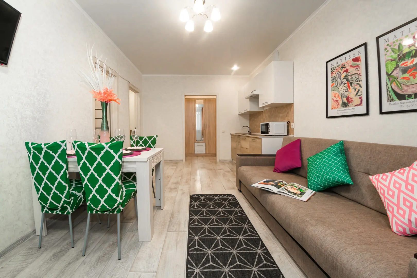 Апартаменты B-Flats Владимирская 148/1