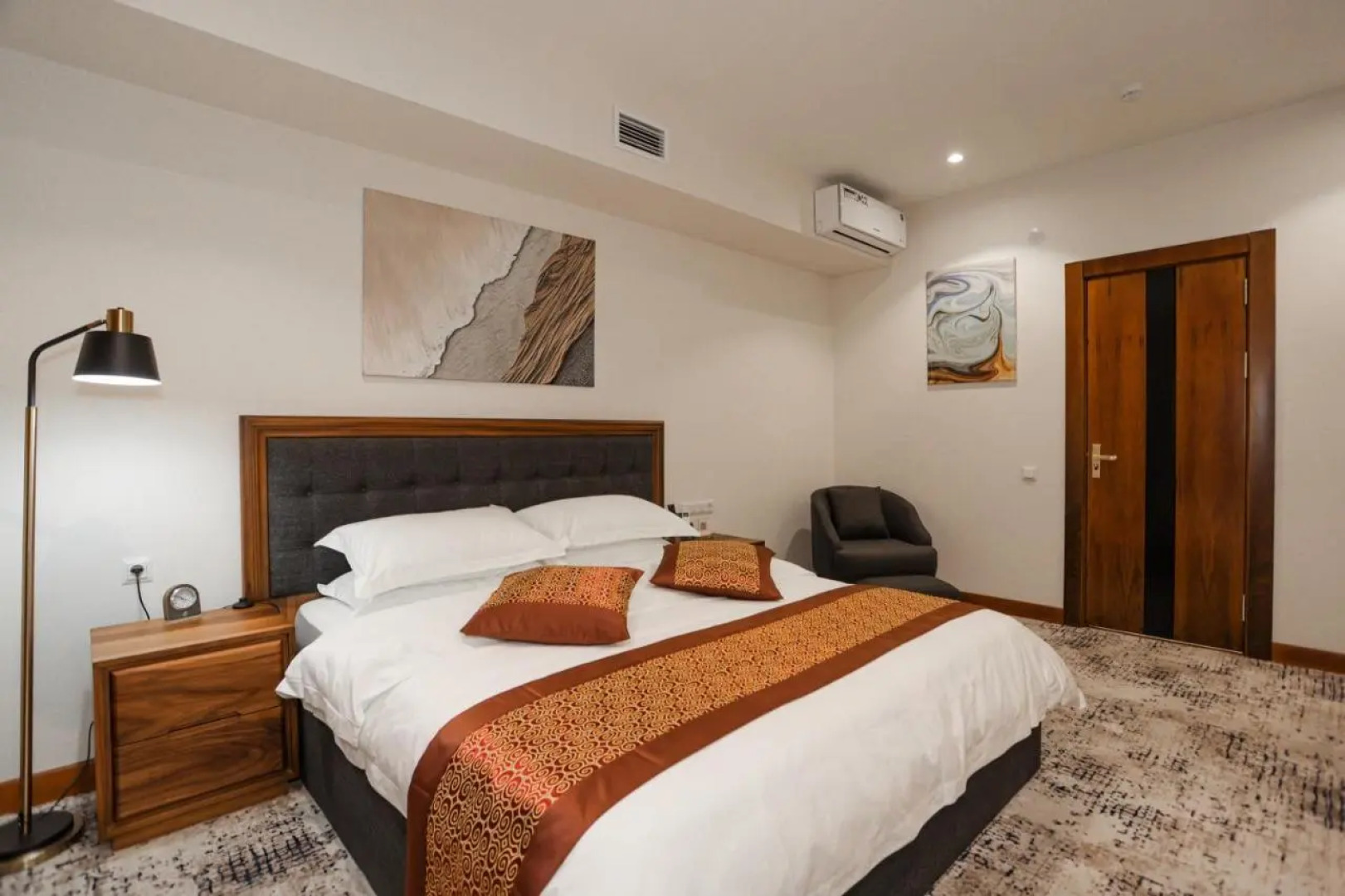 Отель Bogishamol