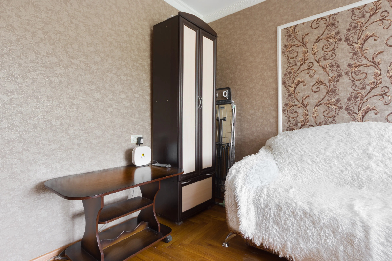 Апартаменты на Коллективной 4