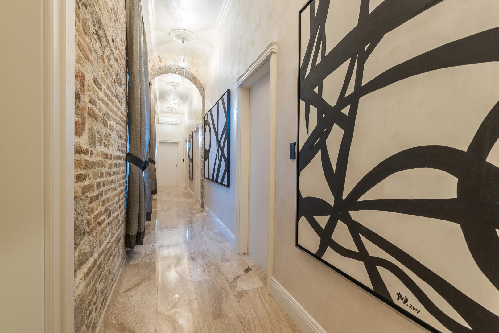 Zara Palace - design rooms