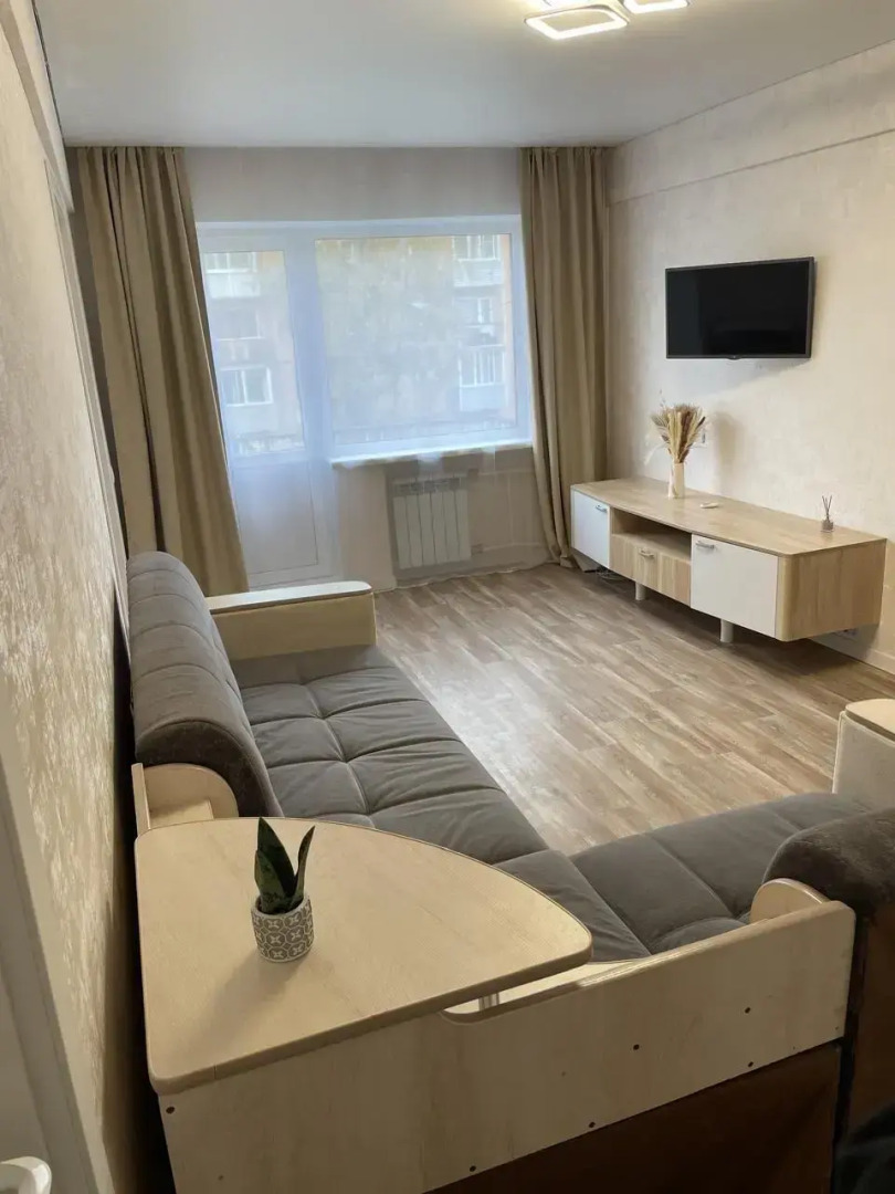 Квартира Уютная рядом с СФУ в Самом Центре Правого Берега