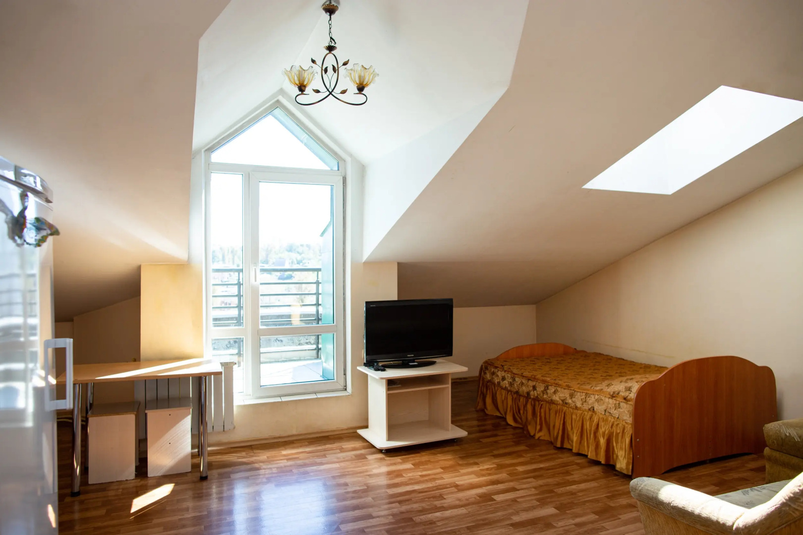 Квартира Интересная Студия с Видом на Парк