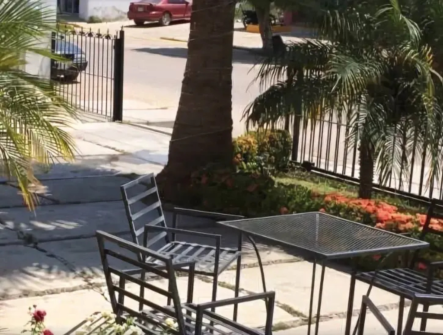 Отель Franco By Rotamundos