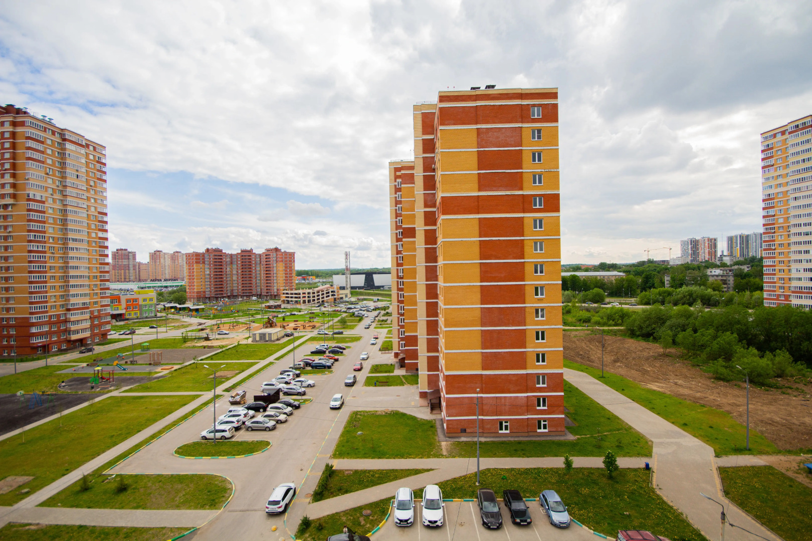 Апартаменты на Новомосковской 16