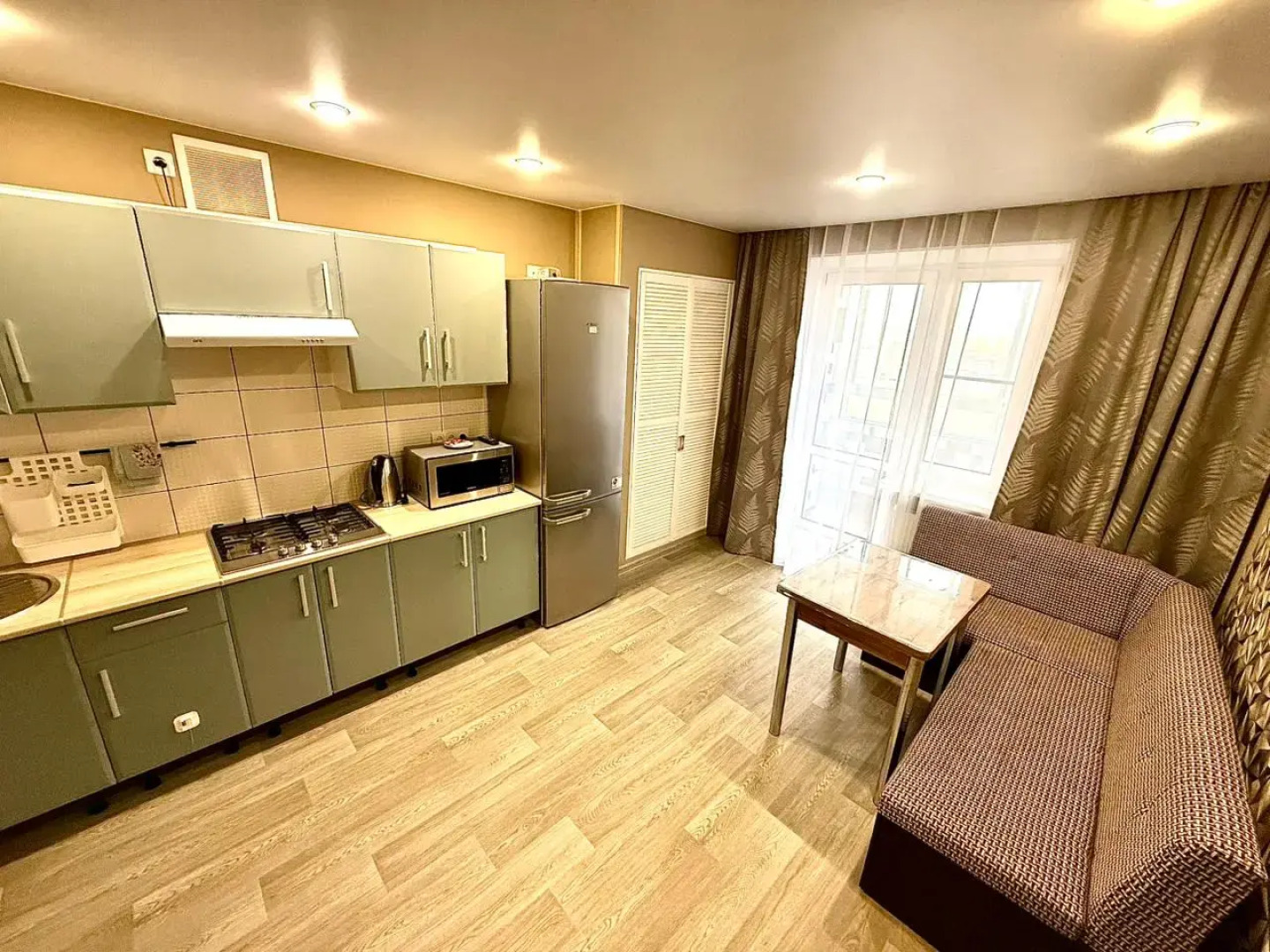 Квартира Уютная в Тихом Районе Города