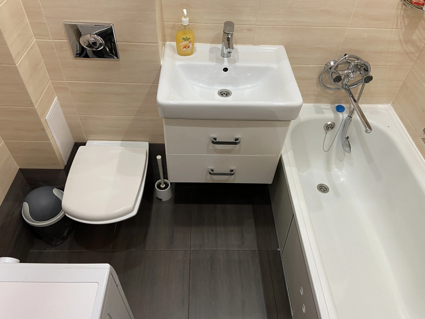 Апартаменты на улице Возрождения 47