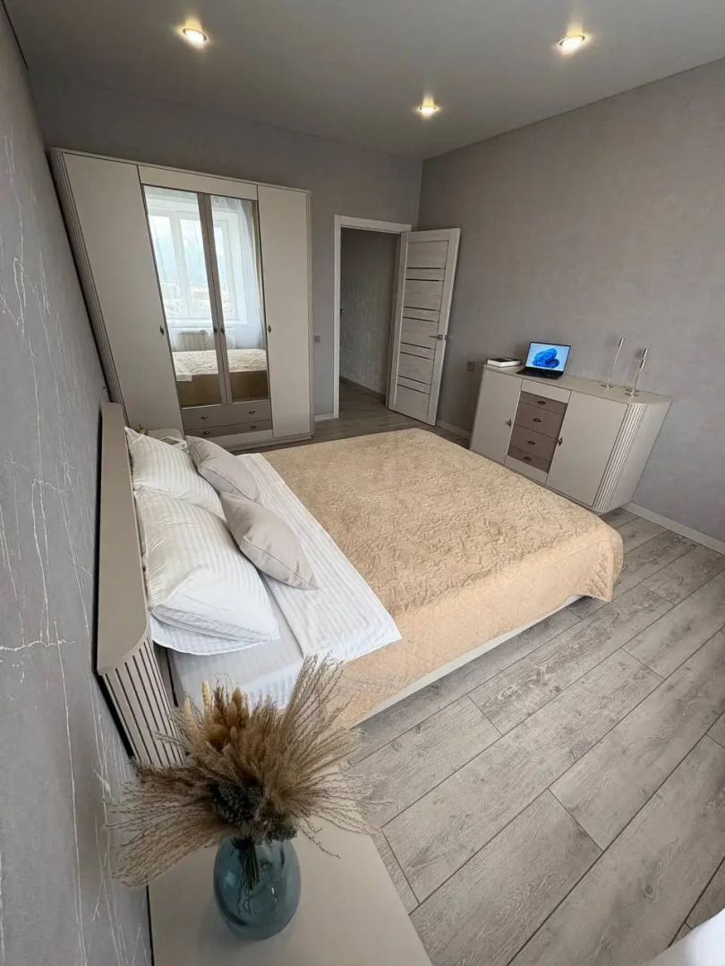 Квартира от компании День Ночь на Новобульварной 40