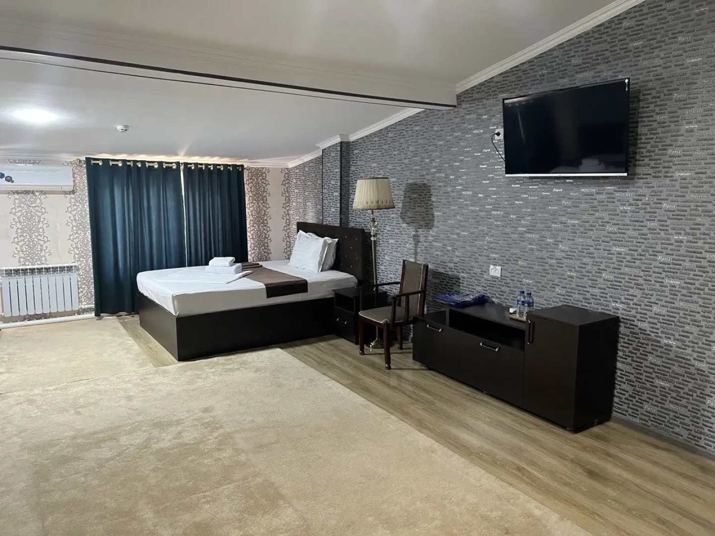 Отель Garden City