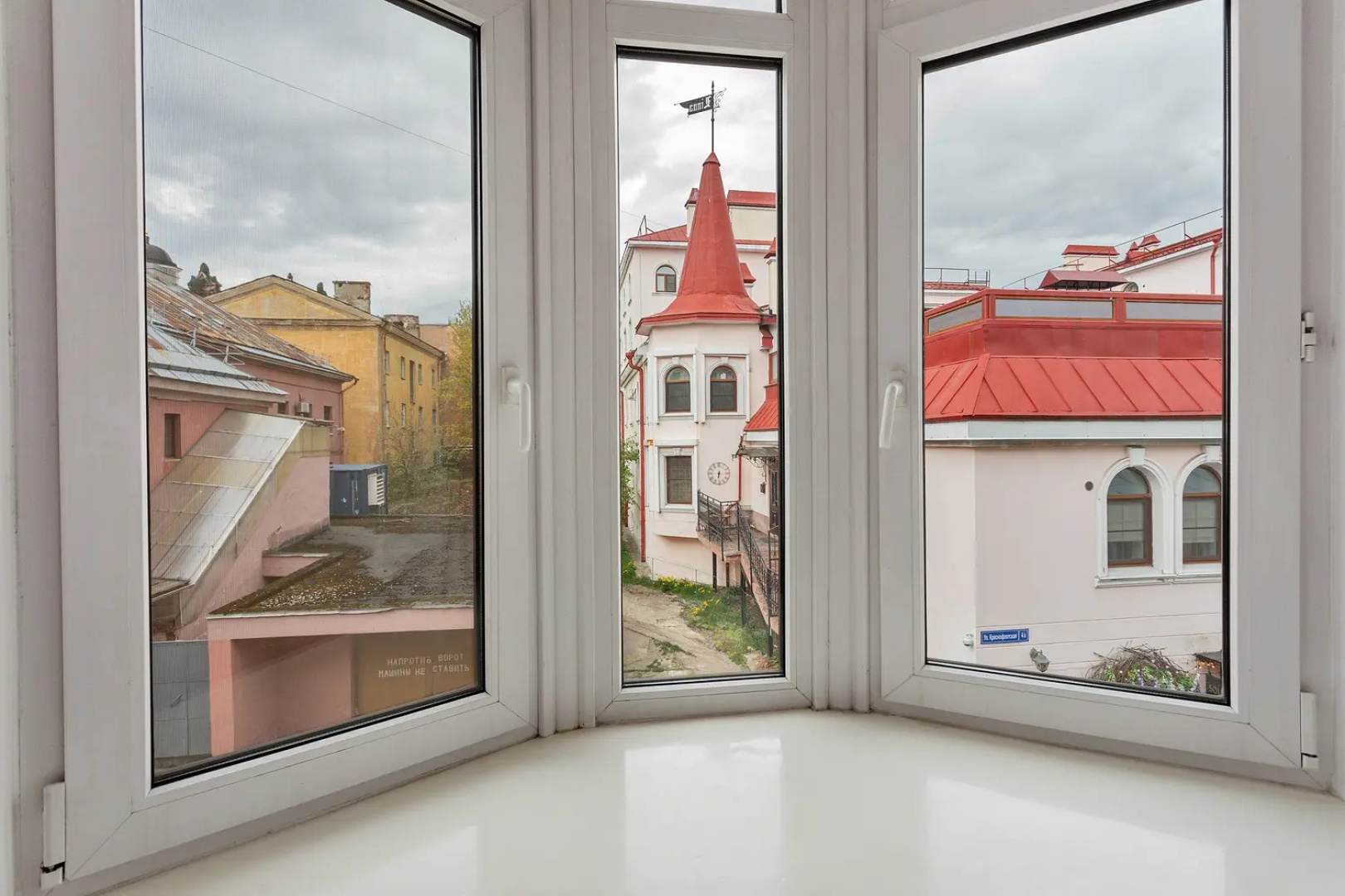 Апартаменты J&N Apartments с камином и летней террасой в самом центре исторического Выборга Краснофлотская 1