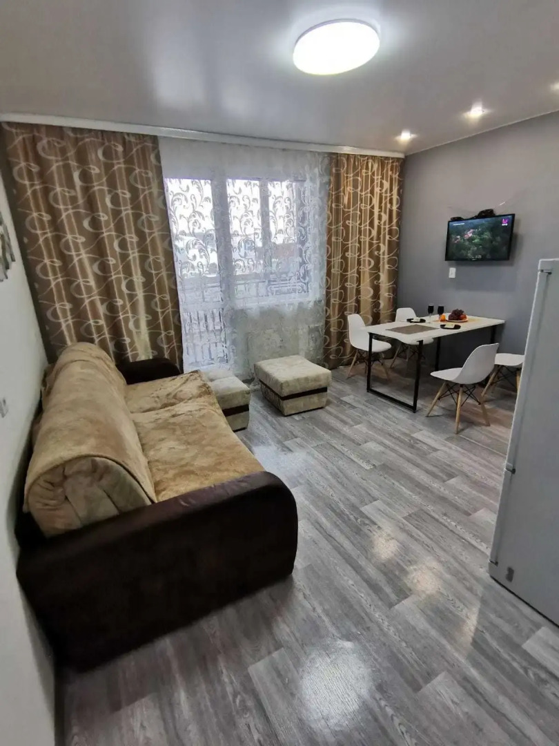 Квартира на улице Самаровской 6 (95)