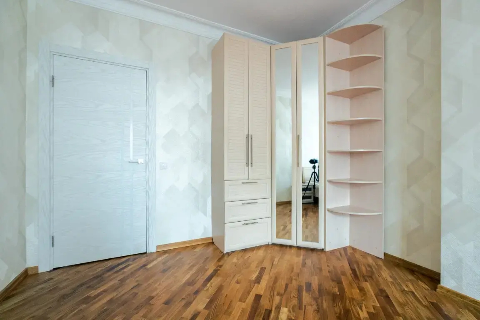 Квартира 5 MaxRealty24 Molodezhnaya 7/1