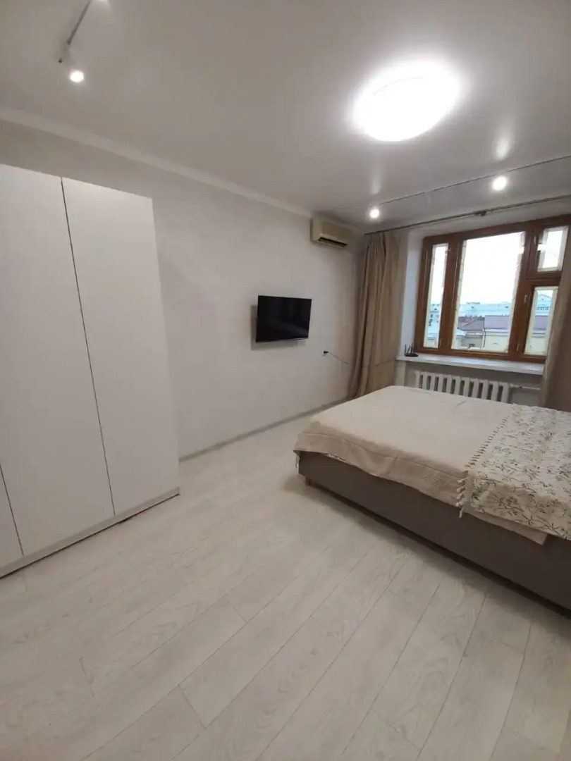 Квартира Трехкомнатная в Центре