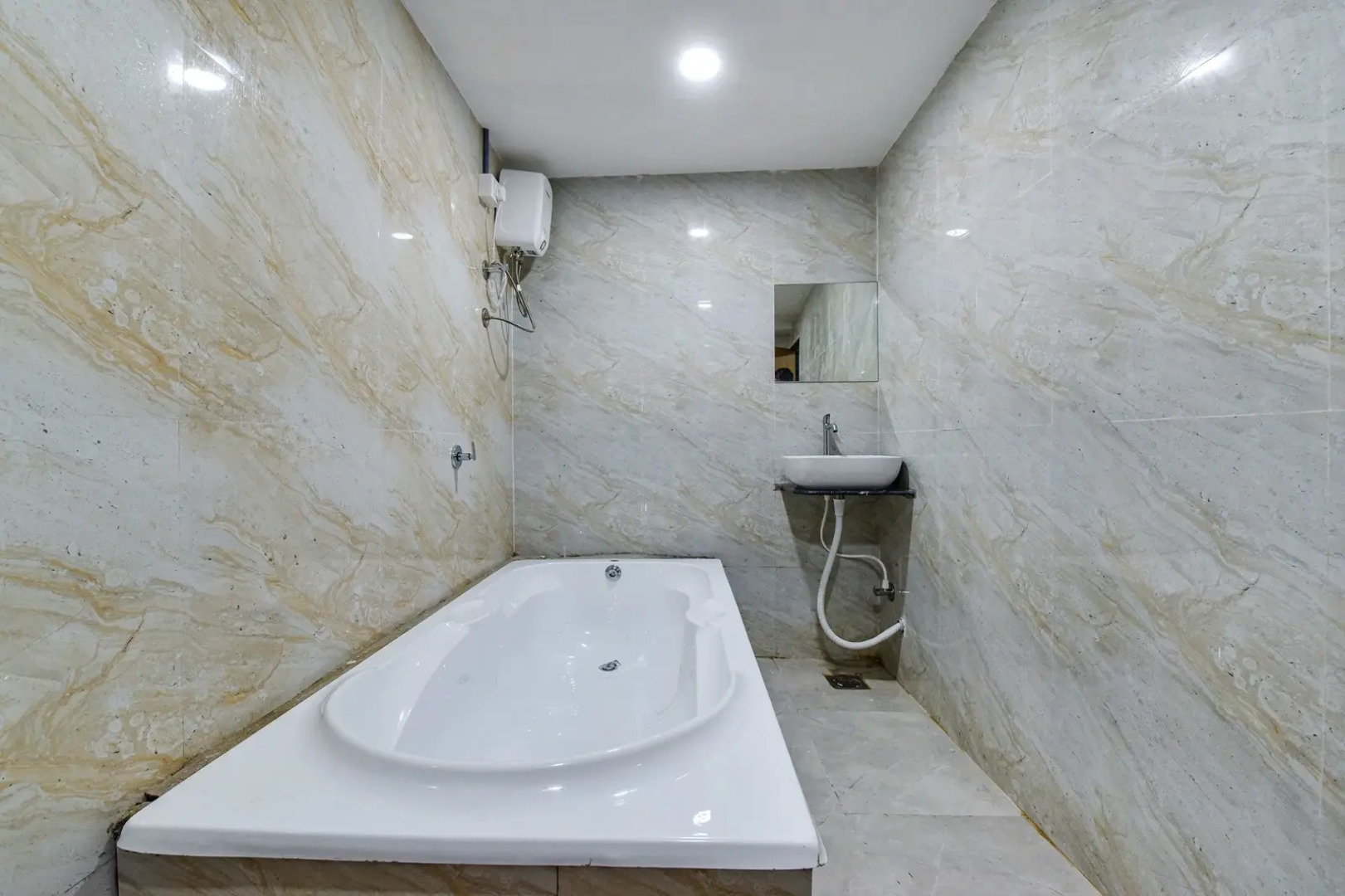 Отель Green Tree