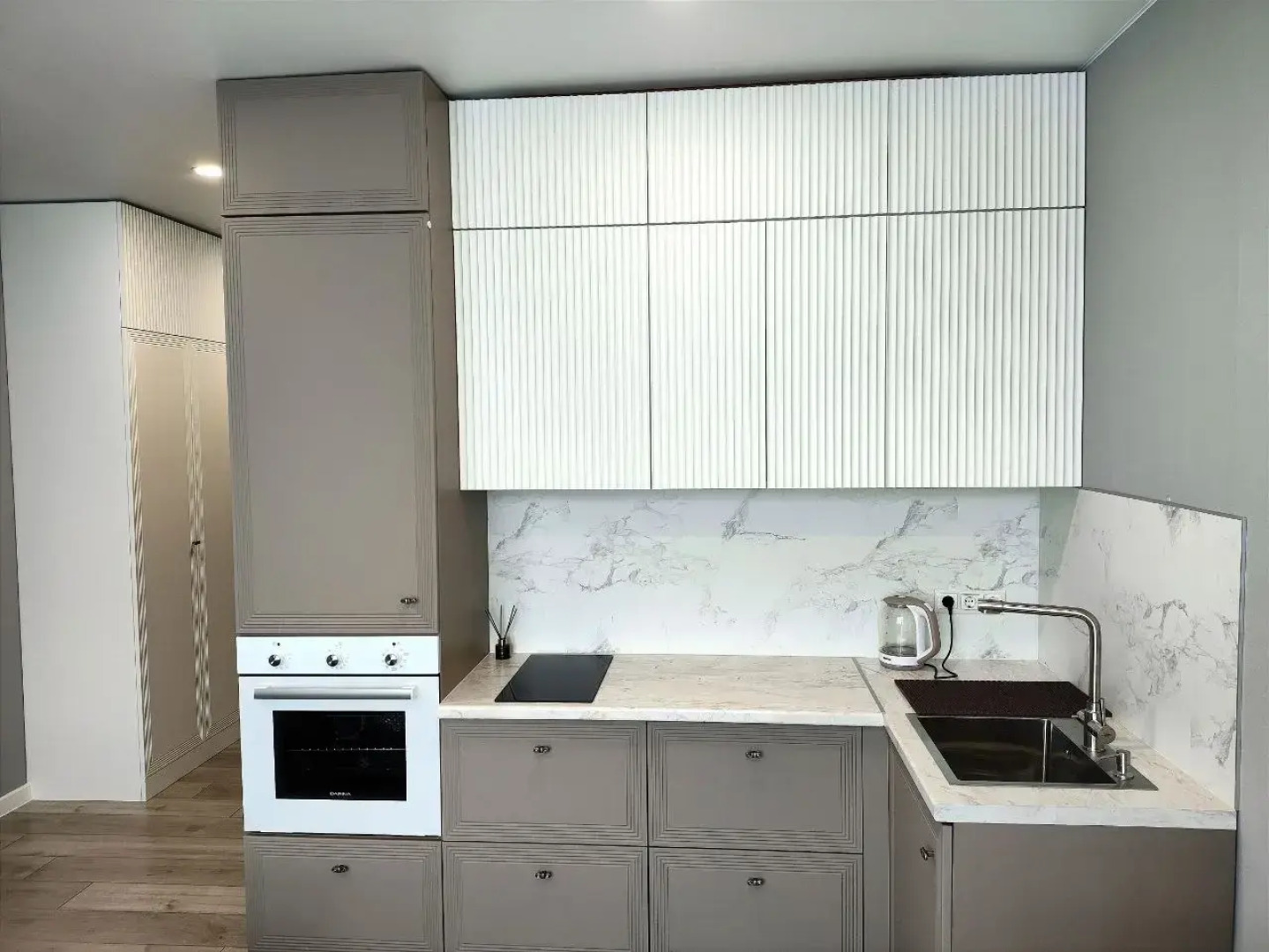 Квартира с Видом на Набережную Реки