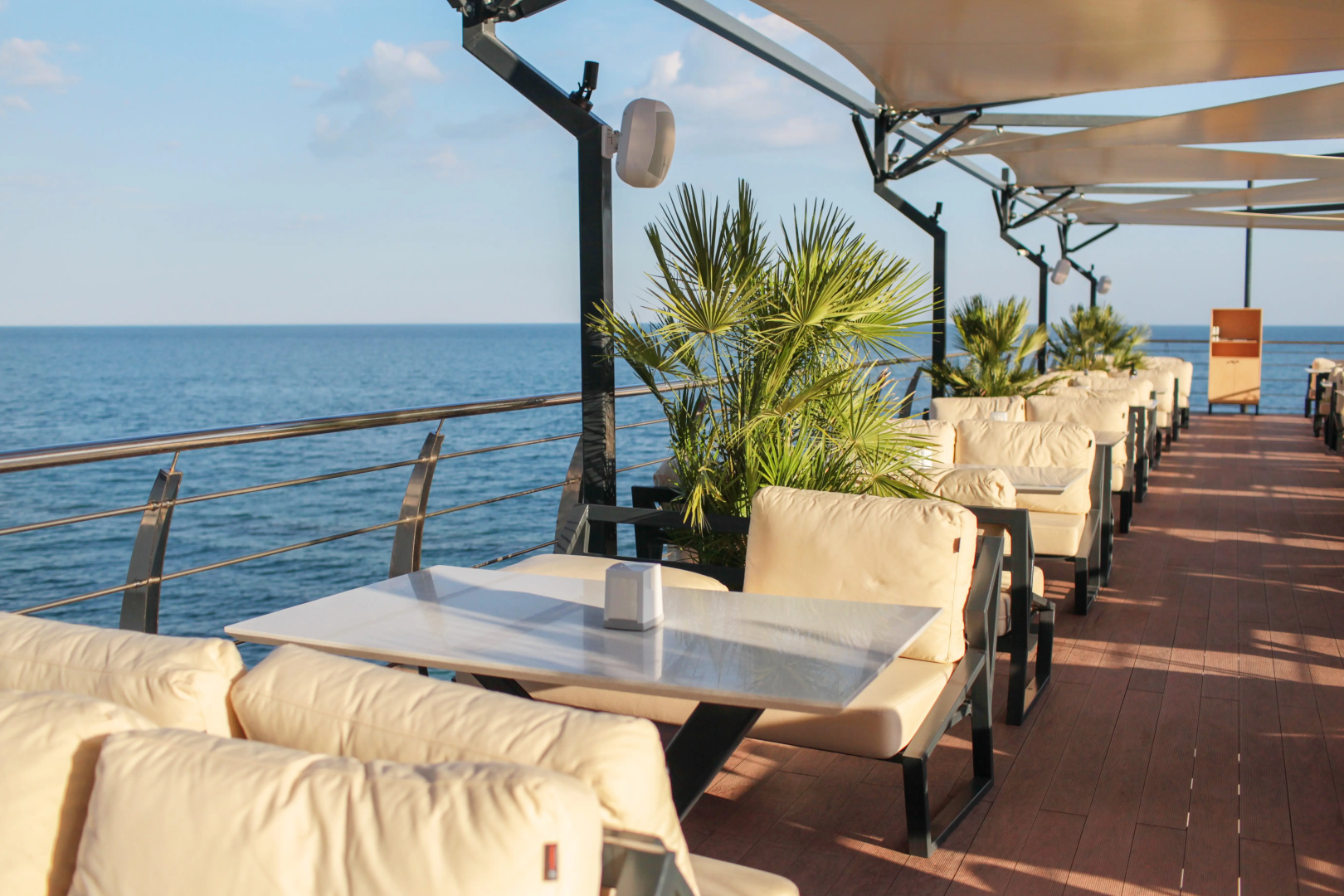 Отель Sky Hotel