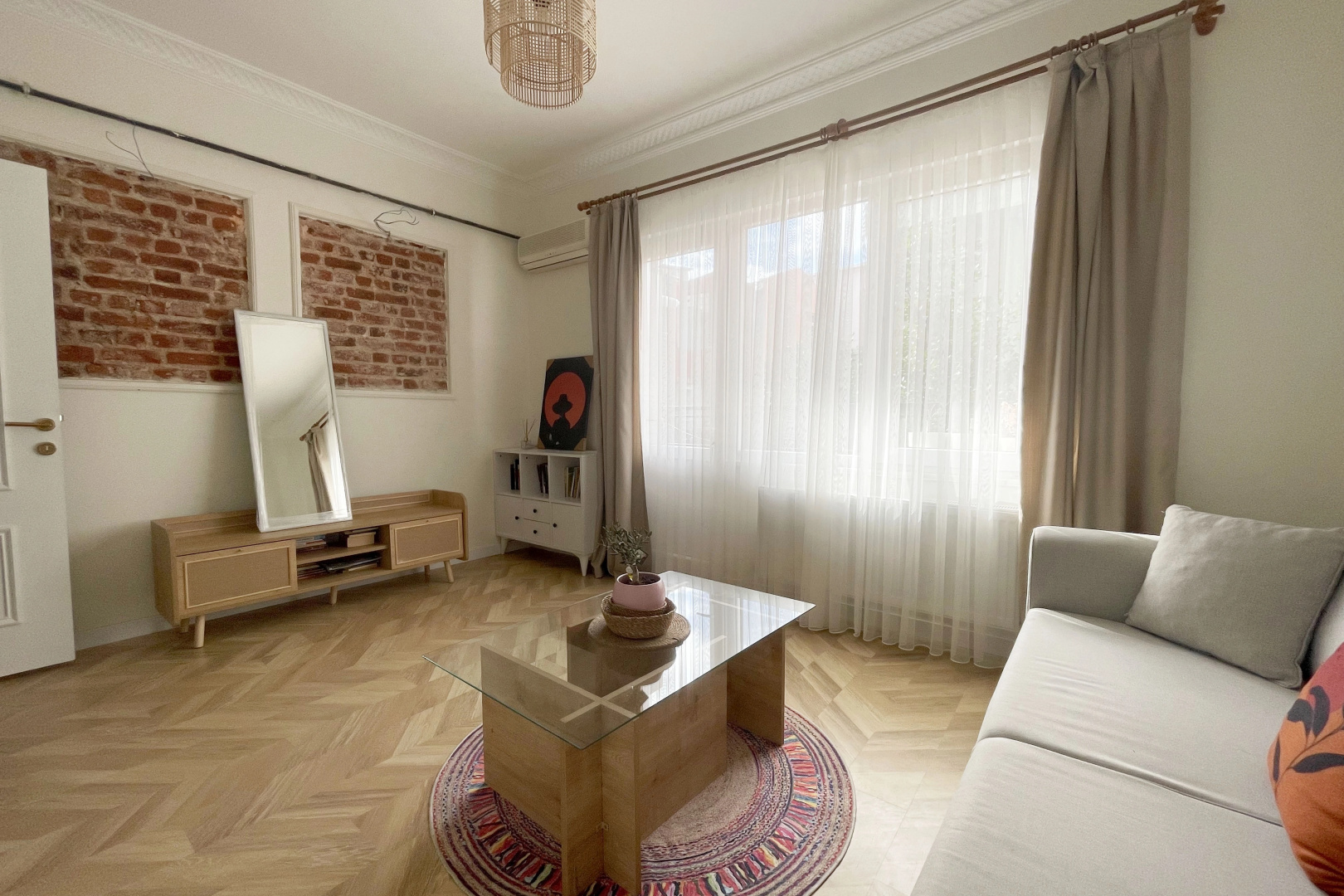 Апартаменты 2BR+2Bath entire apt with Balcony at central location
