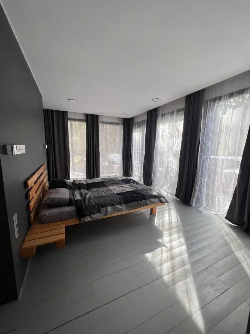 Коттедж 200 м2 на Участке 15 Соток