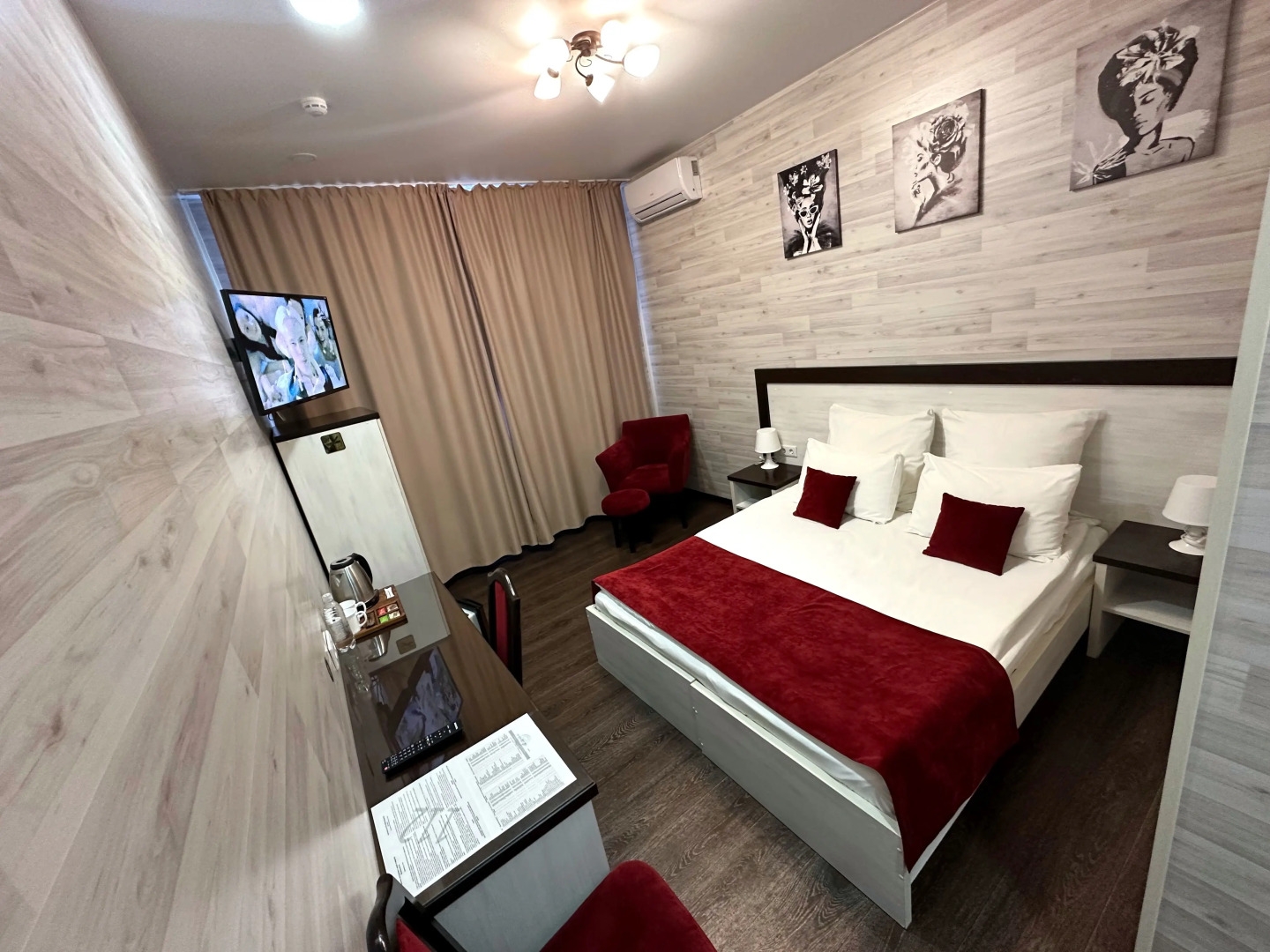 Отель Red Fox на Взлётной 2е