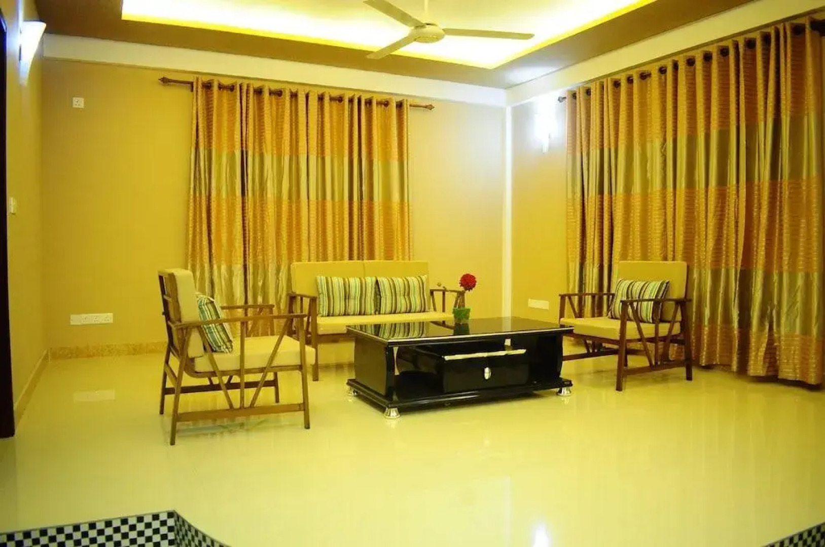 Гостевой дом Calyx Grand Fuvahmulah