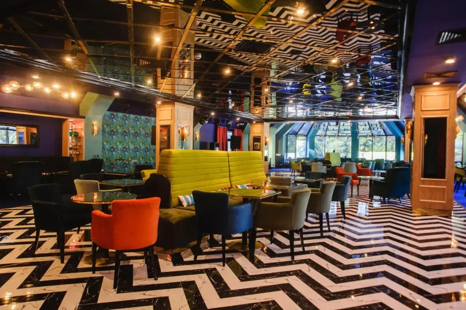 Отель Интурист Палас