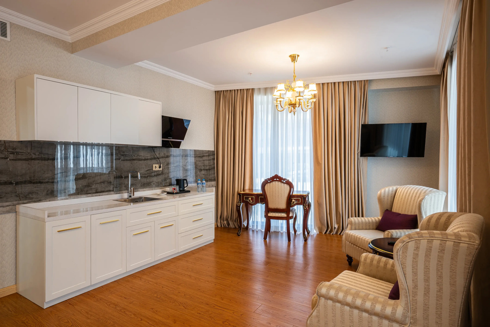 Panorama Lisi Grand Hotel