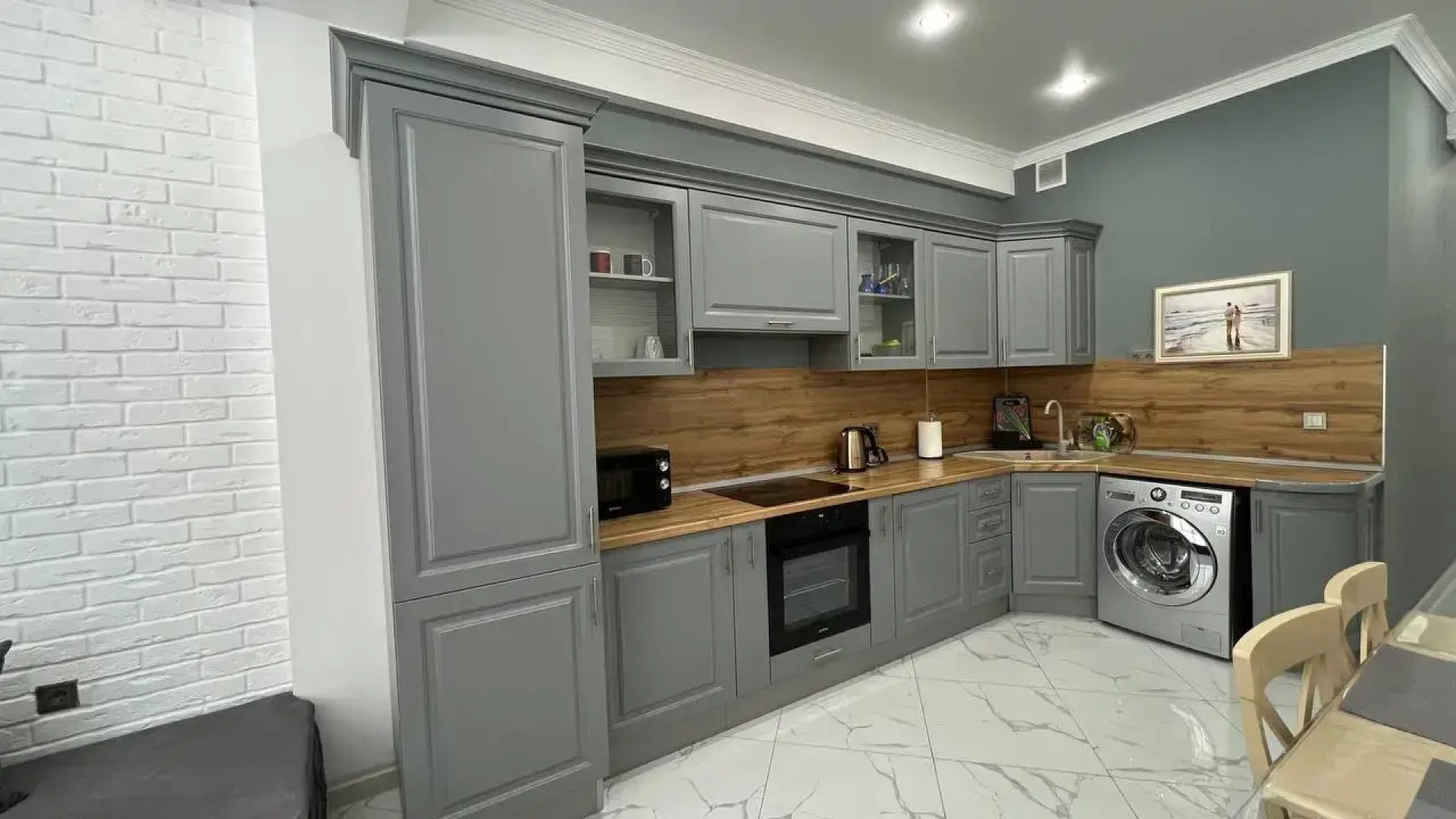 Апартаменты Sky City