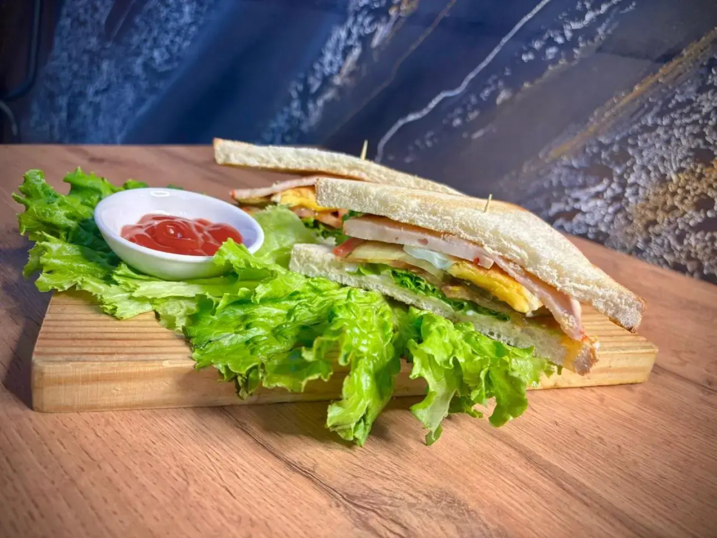 Отель Grand Aura