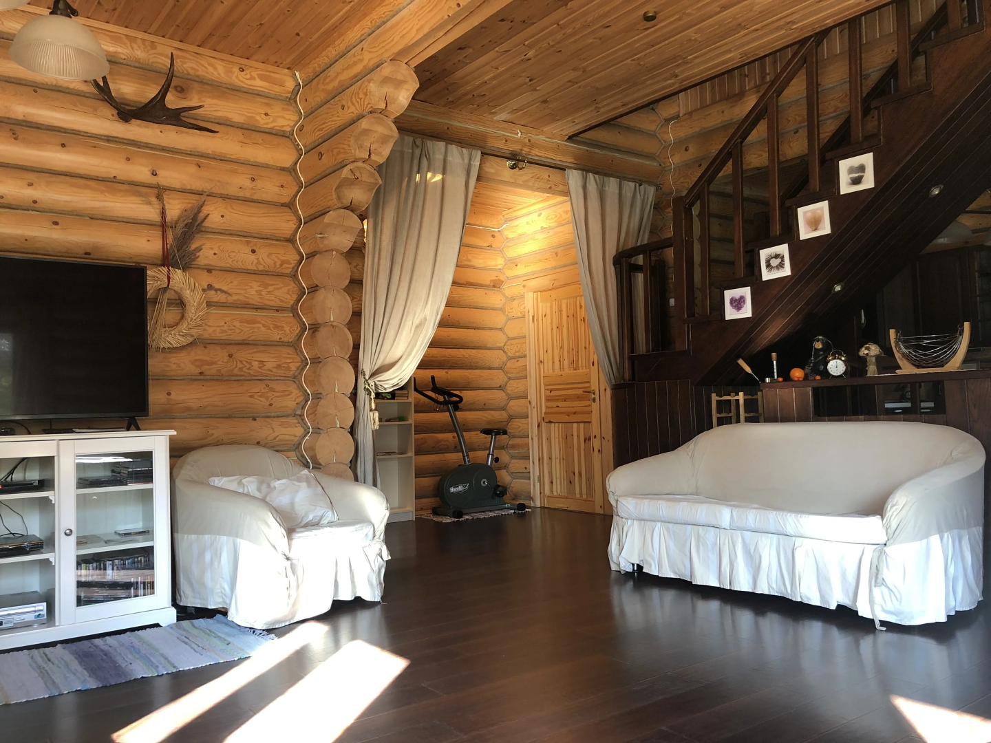 Гостевой Дом с Клёвой Рыбалкой в Своём Пруду, Около Реки