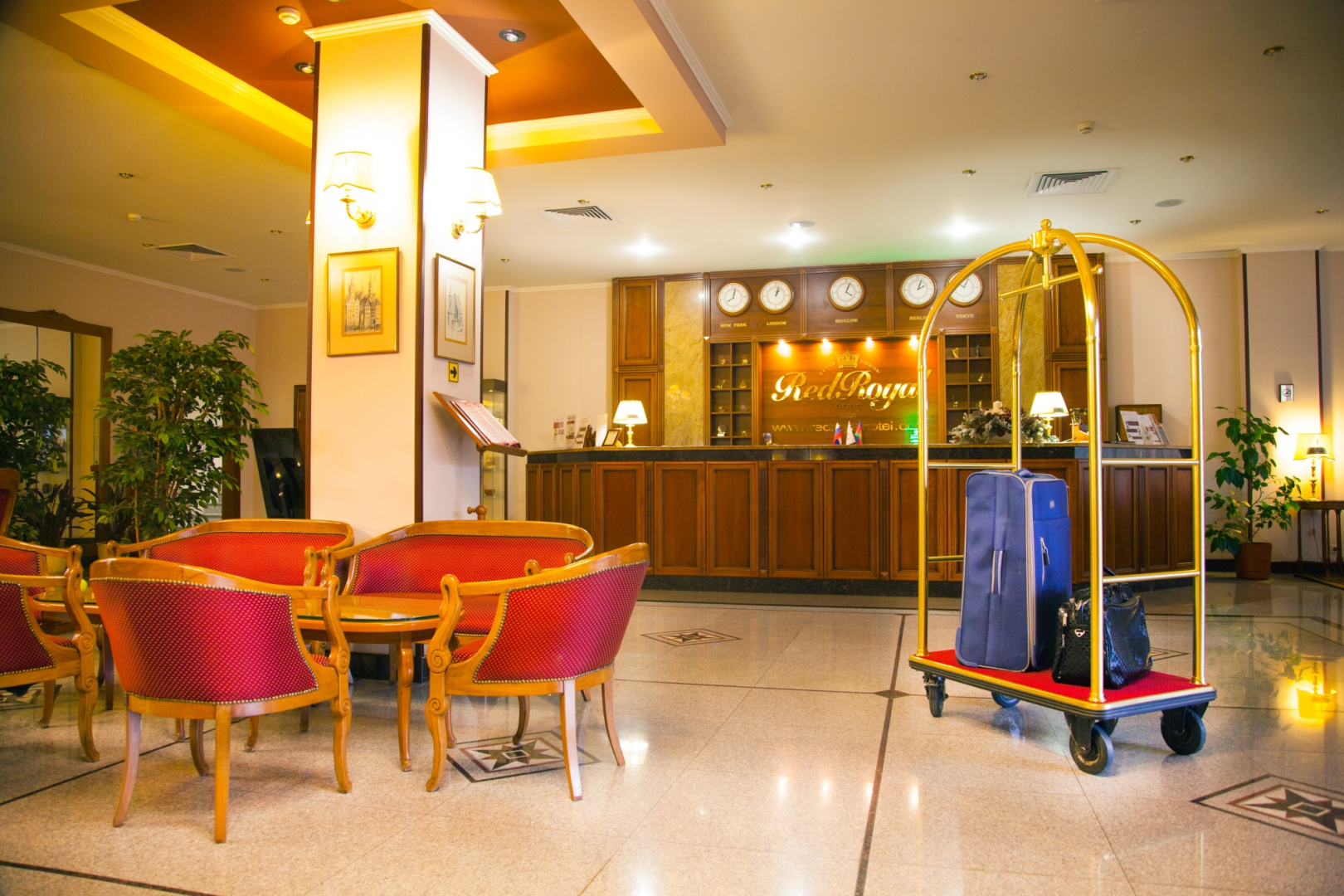 Отель Red Royal by Undersun