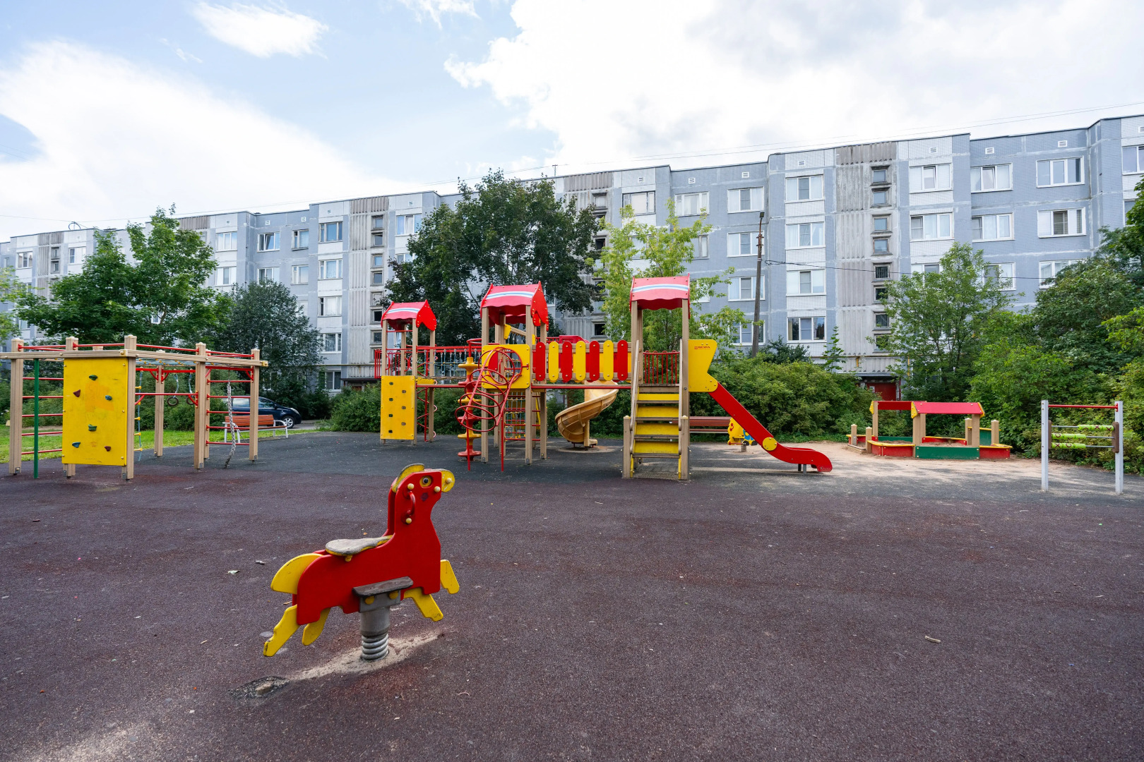 Апартаменты на Рощинской