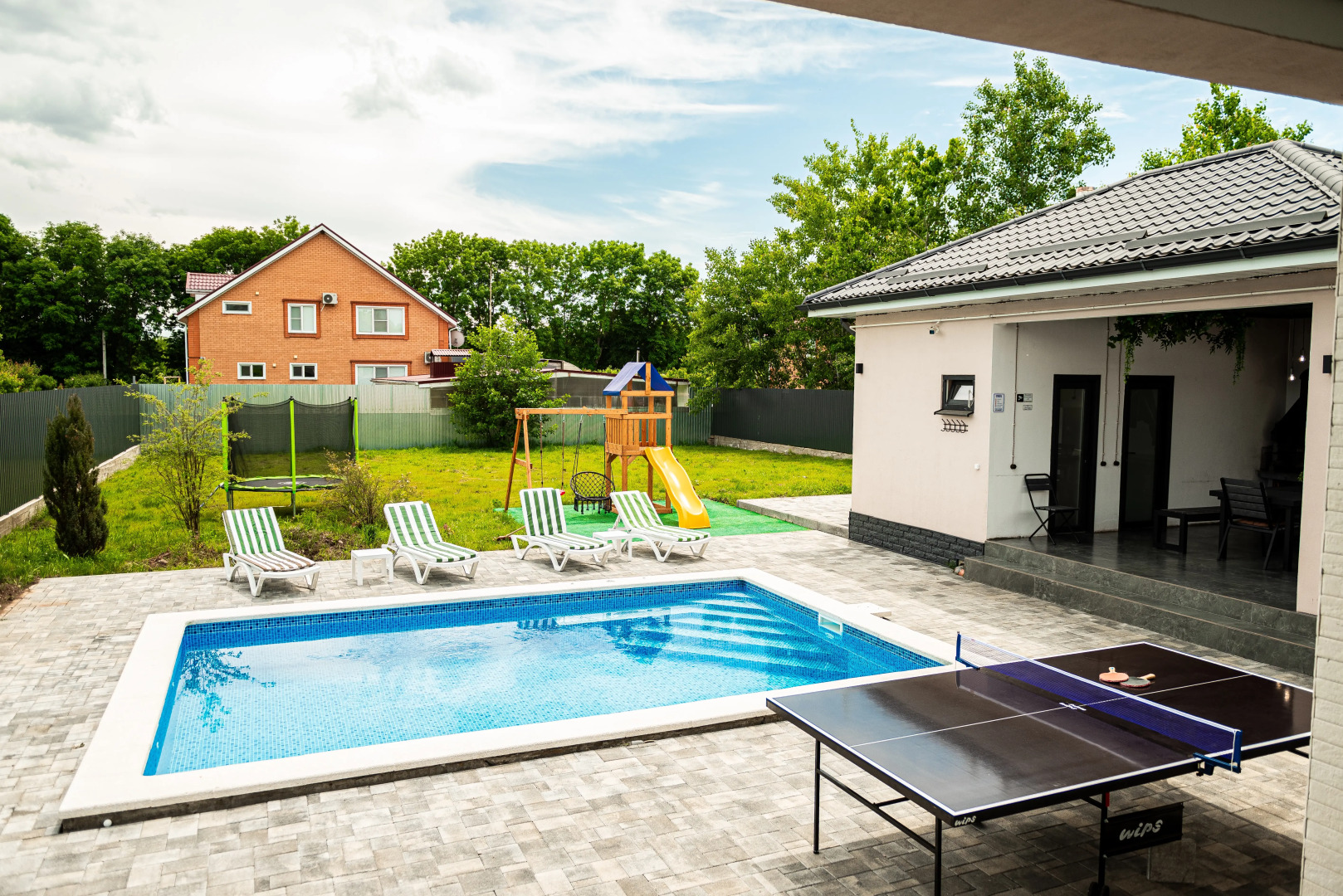 Вилла Солнечная