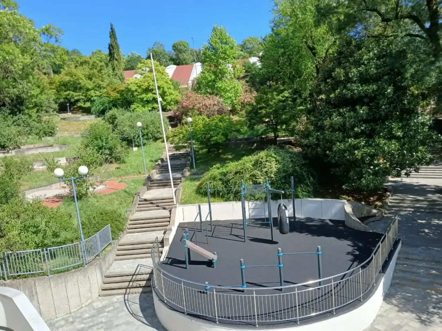 Апартаменты Дизайнерские с бассейном и морем вместимостью от 1 до 4 гостей от собственника