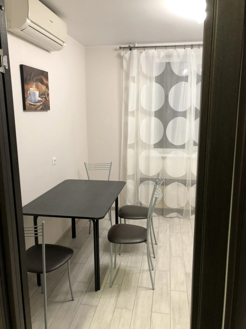 Квартира На Братиславской