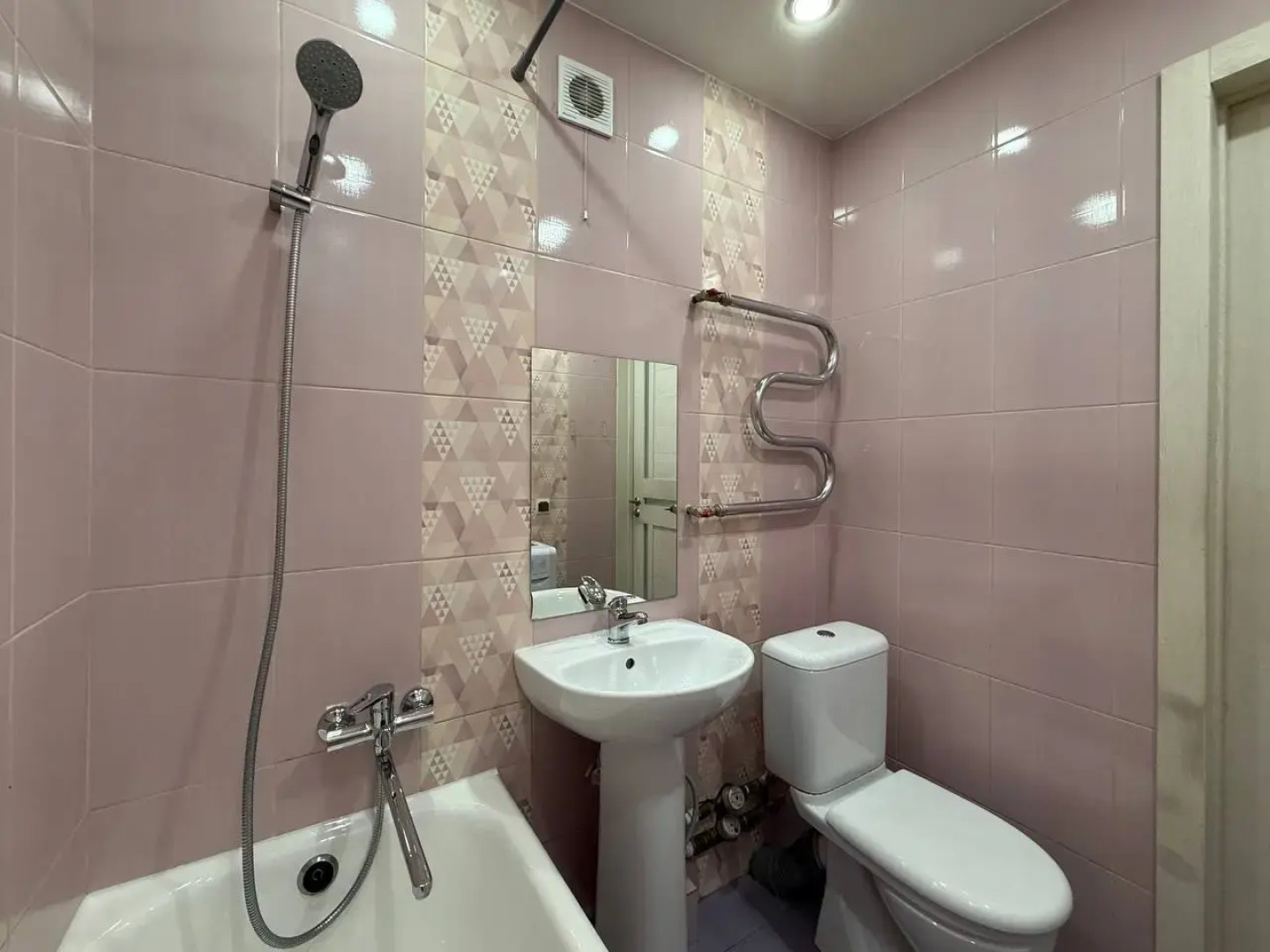 Квартира Новая Уютная Рядом с Аквапарком