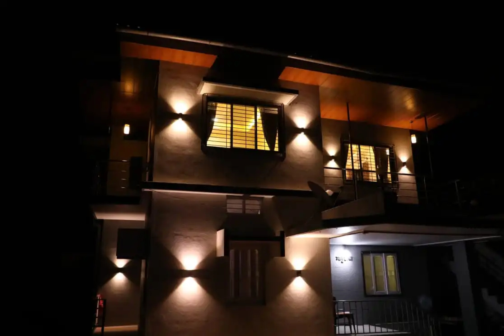 Отель Matruchaya Residency