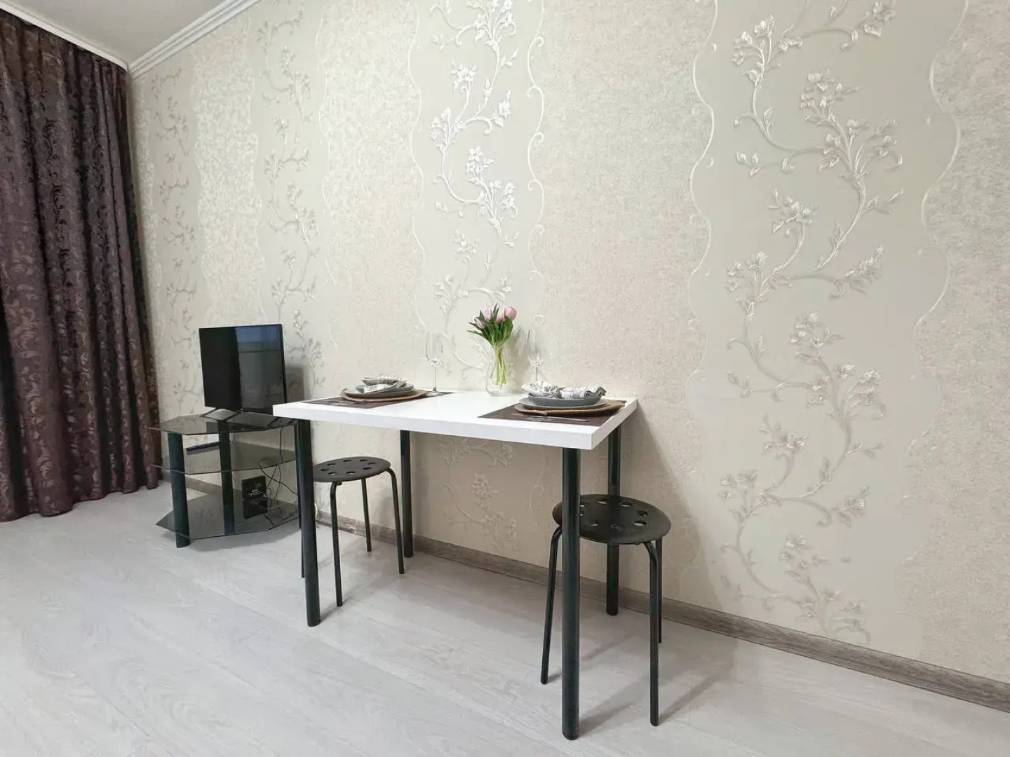 Квартира 1-к Квартира на Октябрьском Проспекте 117