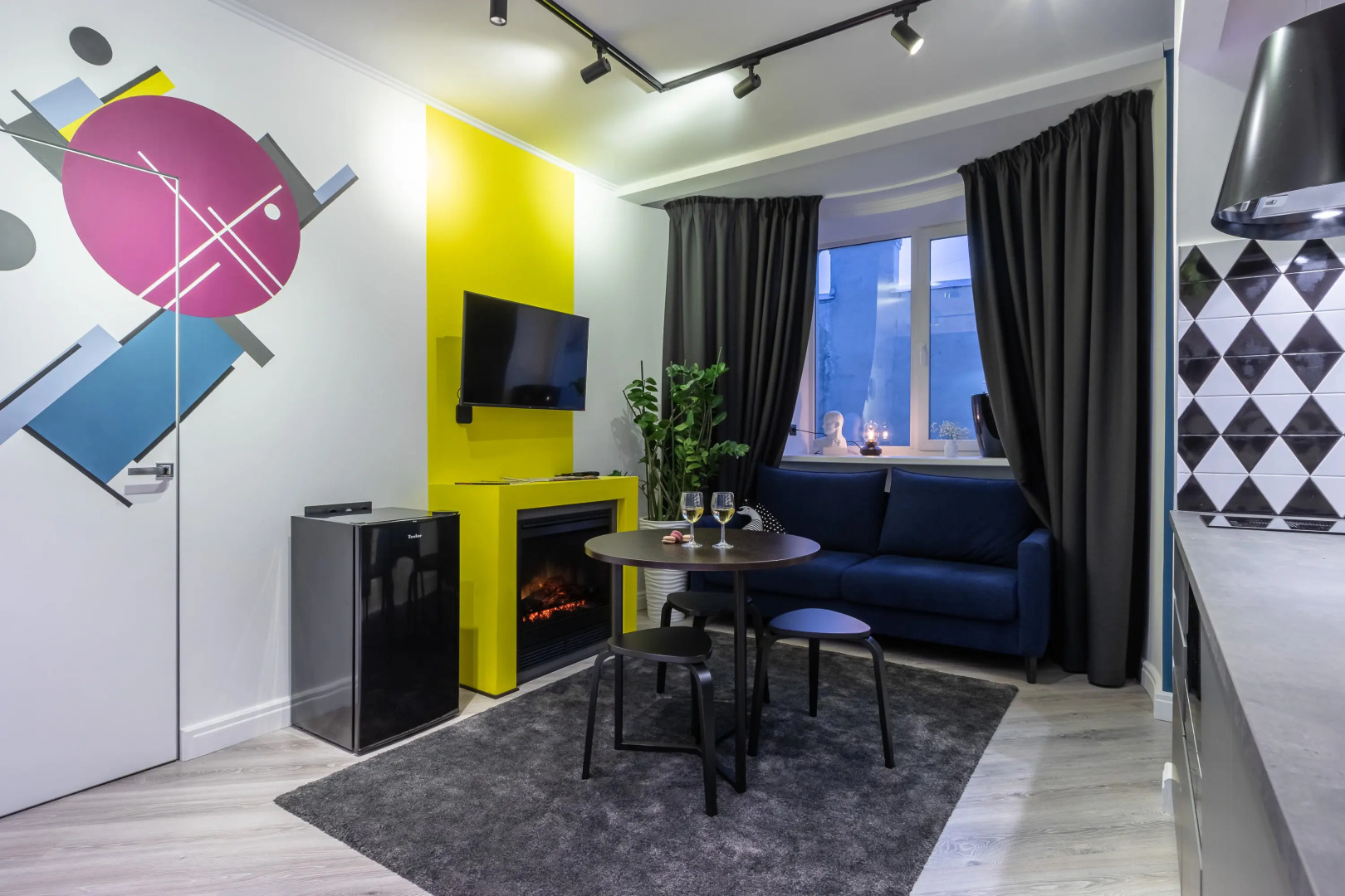 Апартаменты Авторская квартира с камином в самом сердце СПБ