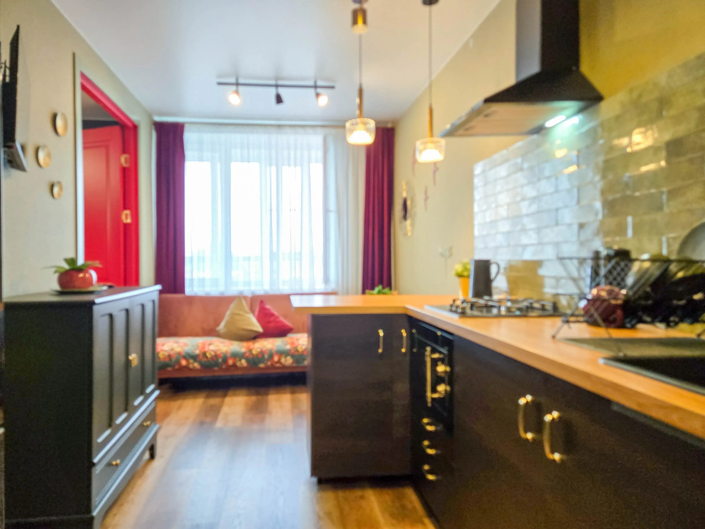 Апартаменты Райское место с панорамным видом, Сеть ЙоХоум