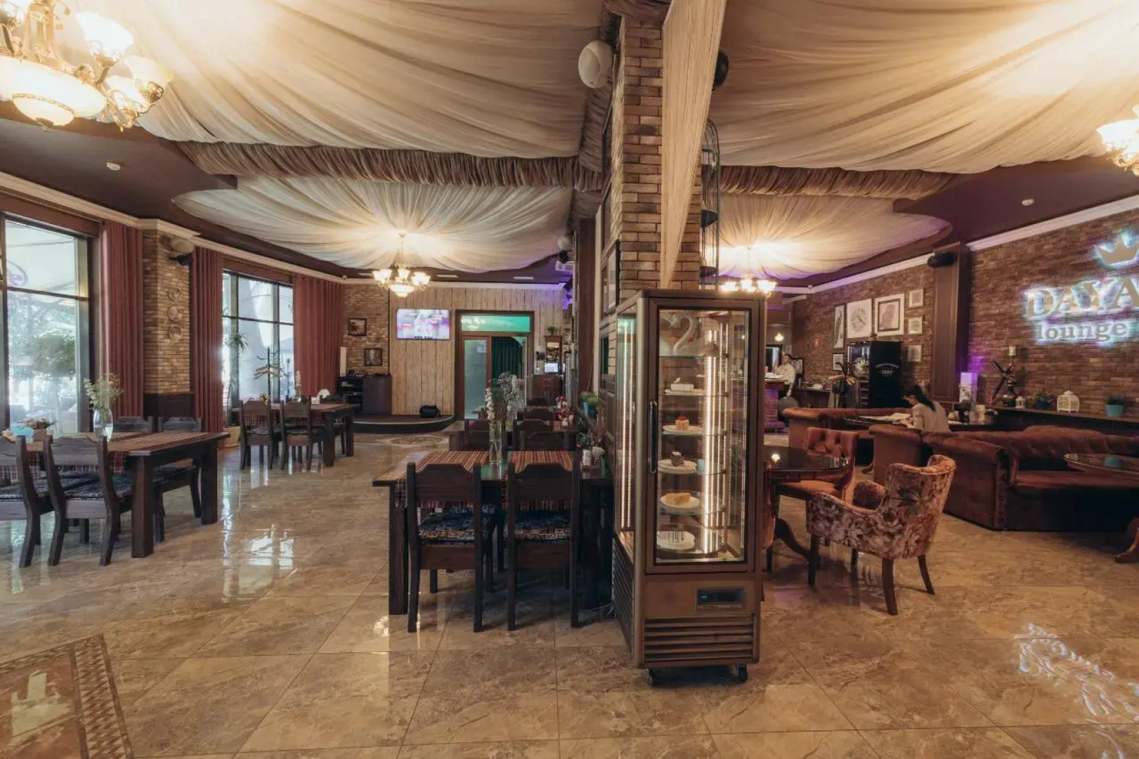 Отель Даяна