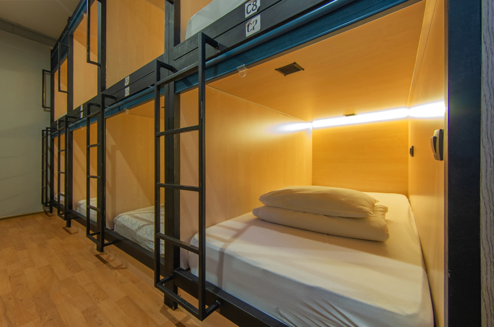 Хостел A4 Capsules