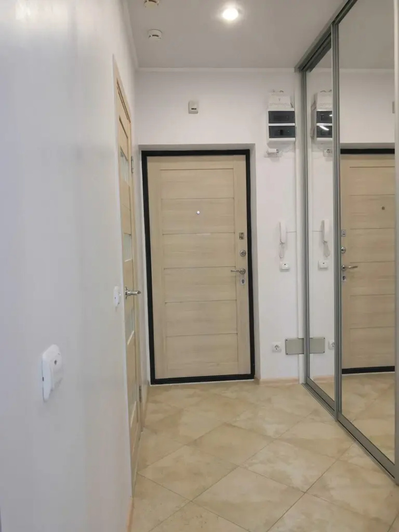 Апартаменты Однокомнатные на Переулке Хрустальном 27 на 17 этаже