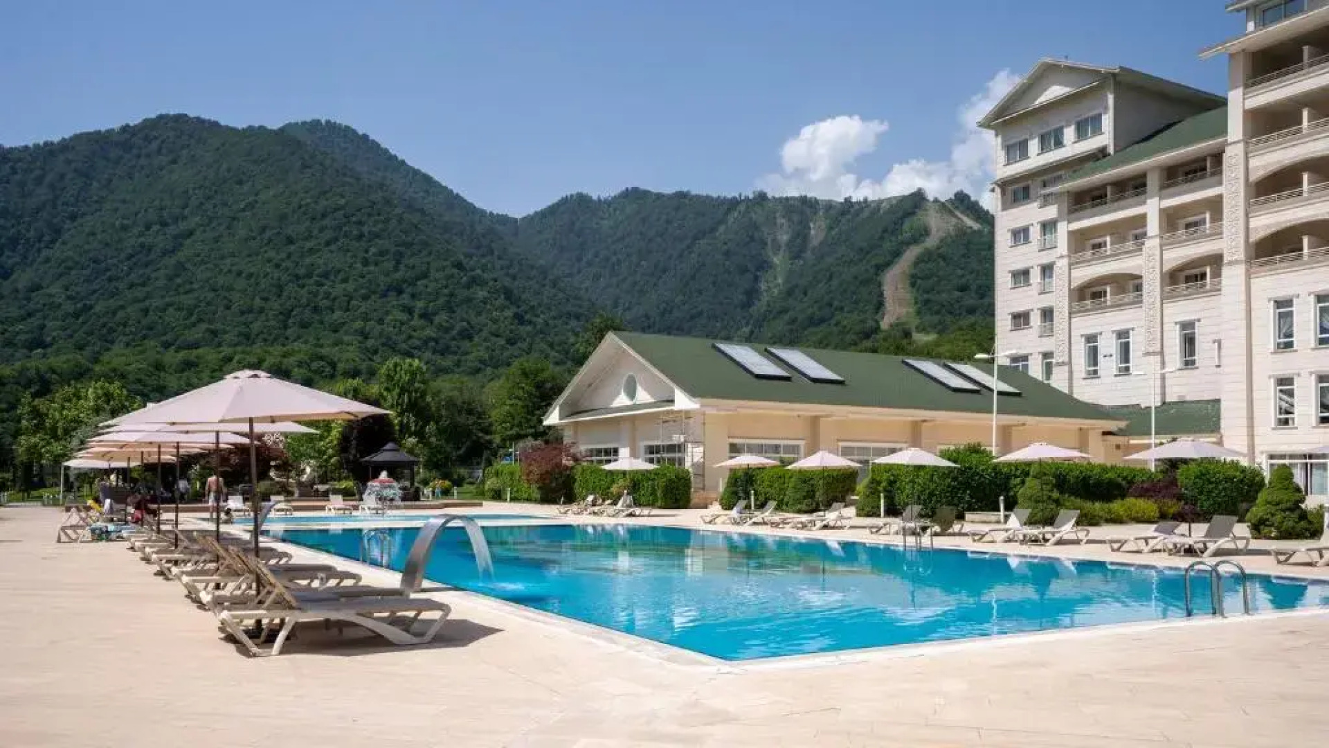 Отель Qafqaz Riverside